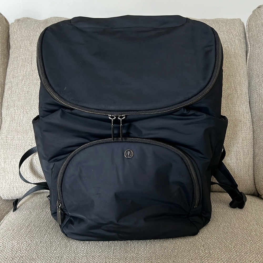 Lululemon New Parent Diaper Backpack EUC